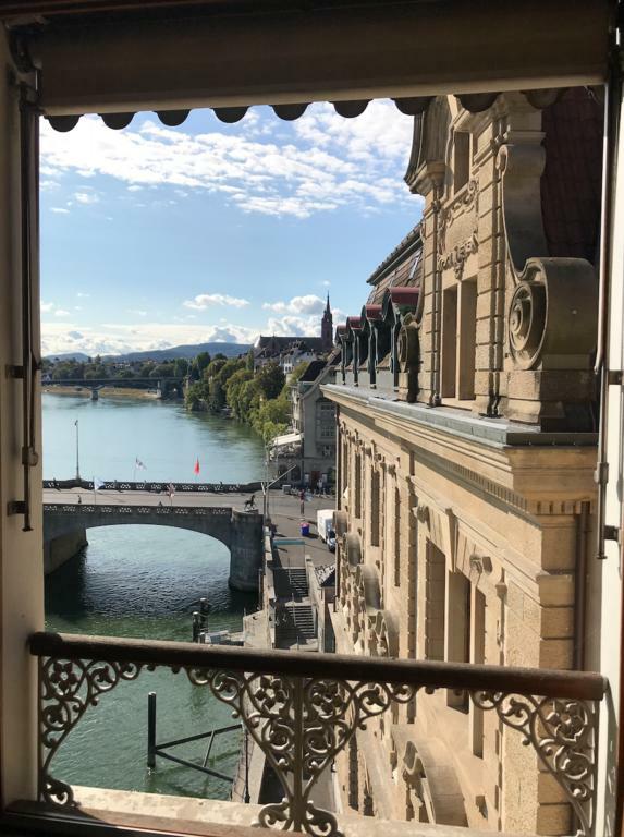 Grand Les Trois Rois Hotel 5*