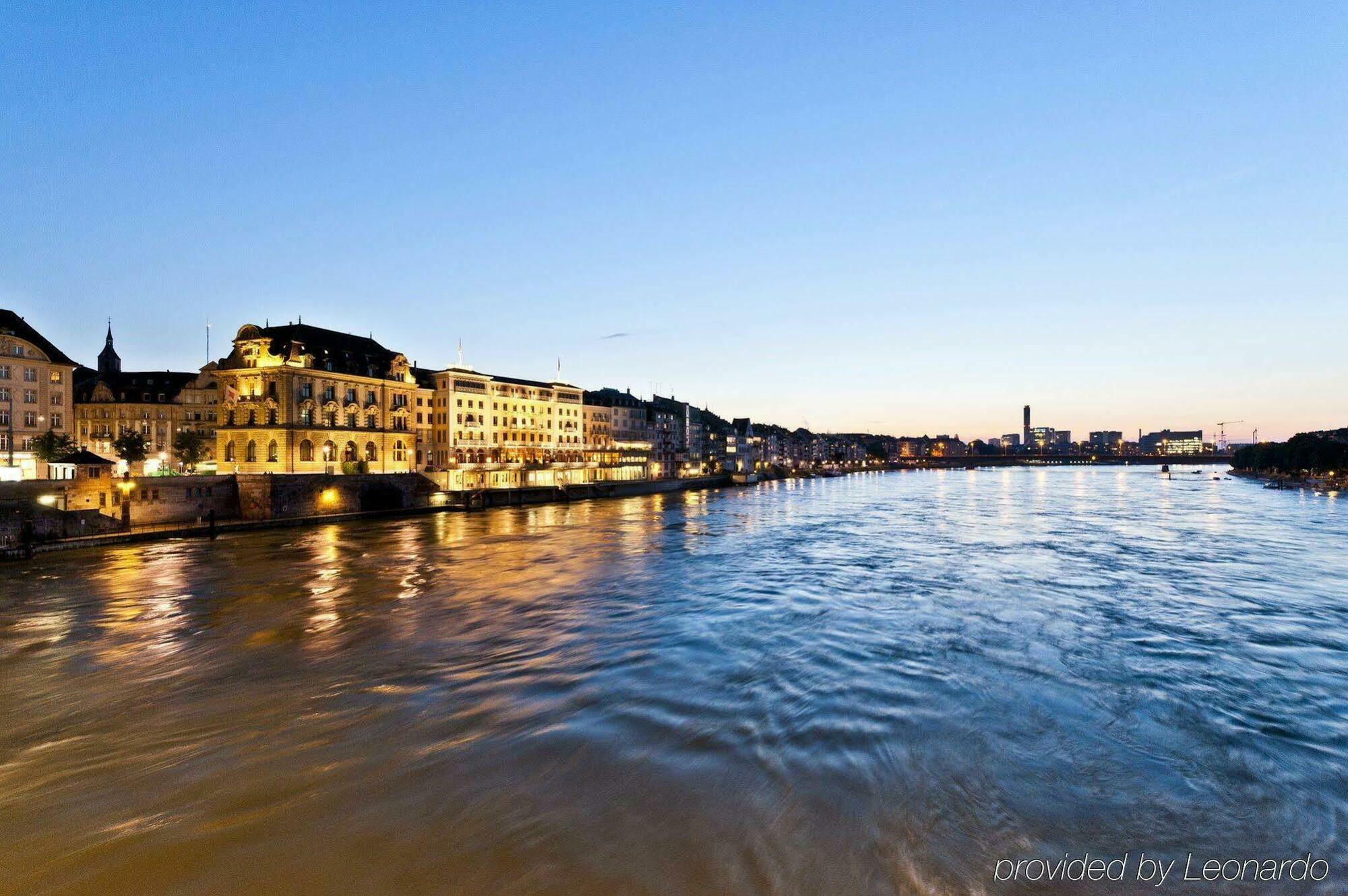 Grand Les Trois Rois Hotel 5*